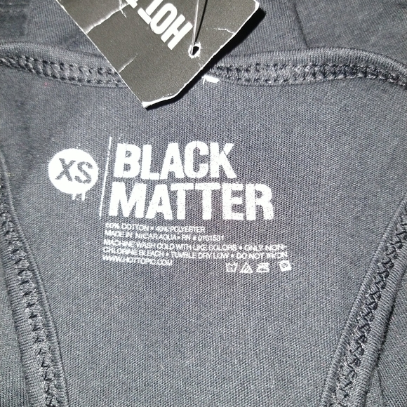 Hot Topic , I need more space tank top size xs - Picture 9 of 9